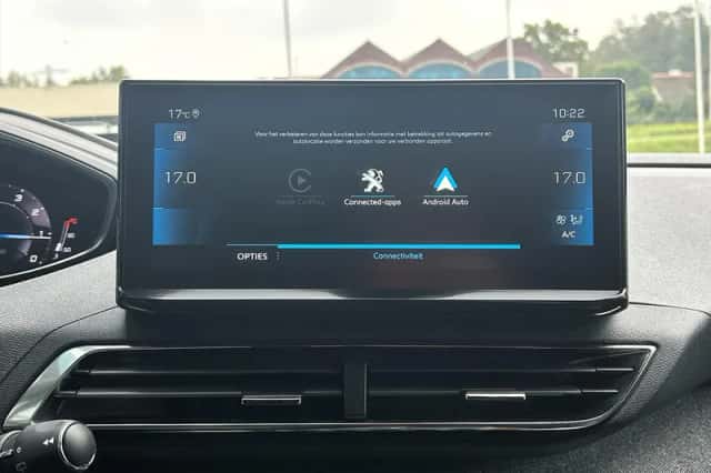 Peugeot 3008 (2023) thumbnail 20