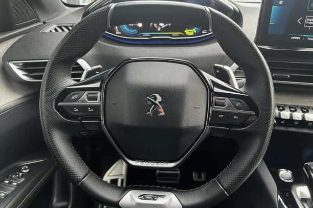 Peugeot 3008 (2021) thumbnail 16