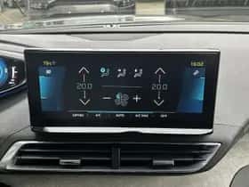 Peugeot 3008 (2021) thumbnail 22