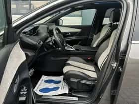 Peugeot 3008 (2021) thumbnail 5