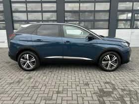 Peugeot 3008 (2023) thumbnail 10