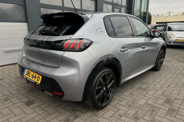 Peugeot 208 (2023) thumbnail 11