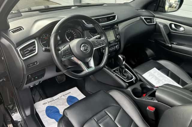 Nissan Qashqai (2019) thumbnail 5