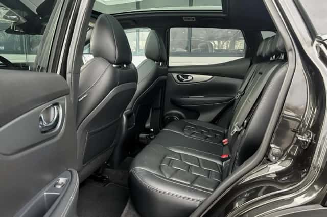 Nissan Qashqai (2019) thumbnail 8