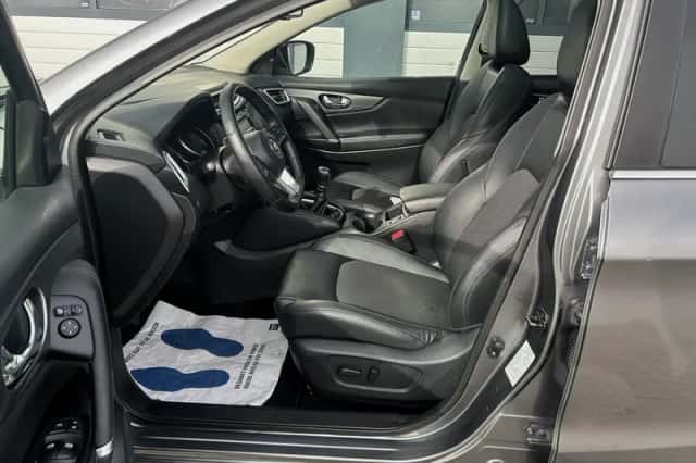 Nissan Qashqai (2019) thumbnail 4