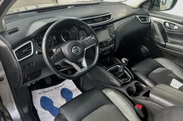 Nissan Qashqai (2019) thumbnail 5