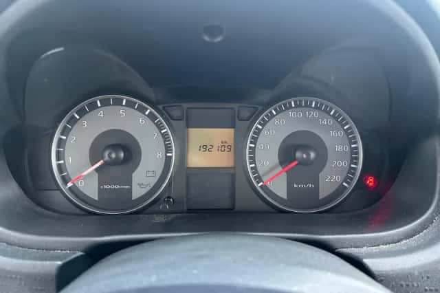 Mitsubishi Colt (2010) thumbnail 11