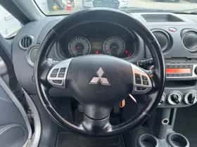 Mitsubishi Colt (2010) thumbnail 9