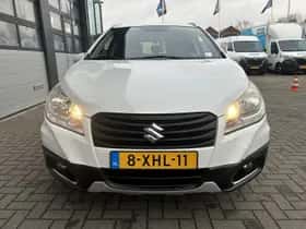 Suzuki S-Cross (2014) thumbnail 2