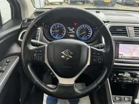 Suzuki S-Cross (2014) thumbnail 12