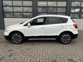 Suzuki S-Cross (2014) thumbnail 3