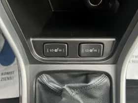 Suzuki S-Cross (2014) thumbnail 21
