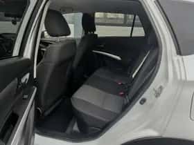 Suzuki S-Cross (2014) thumbnail 6