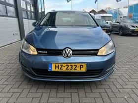Volkswagen Golf (2016) thumbnail 2