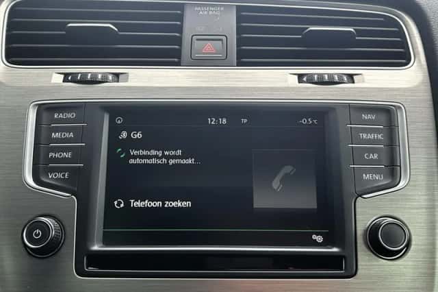 Volkswagen Golf (2016) thumbnail 20