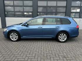 Volkswagen Golf (2016) thumbnail 3