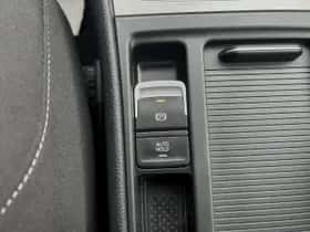 Volkswagen Golf (2016) thumbnail 26