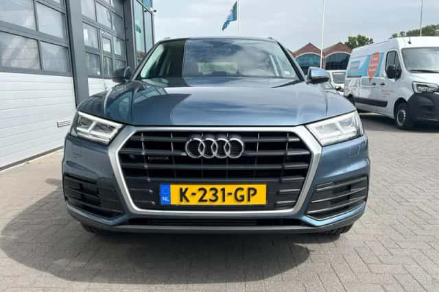 Audi Q5 (2017) thumbnail 2