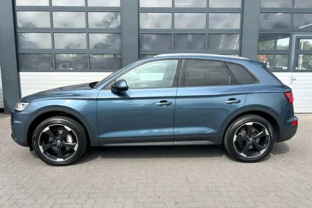 Audi Q5 (2017) thumbnail 3