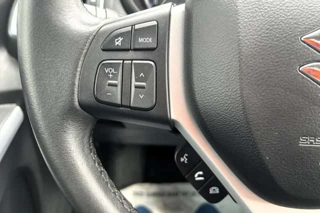 Suzuki S-Cross (2018) thumbnail 13