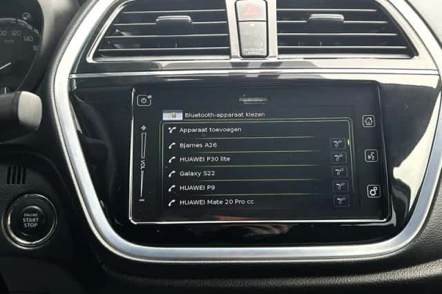 Suzuki S-Cross (2018) thumbnail 18