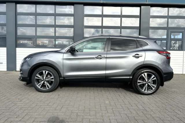 Nissan Qashqai (2019) thumbnail 3