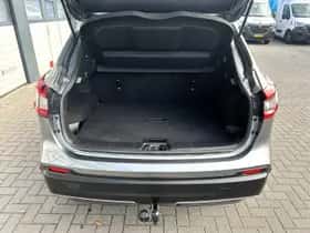 Nissan Qashqai (2019) thumbnail 8