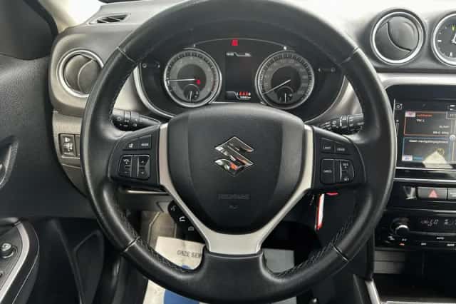 Suzuki Vitara (2019) thumbnail 13