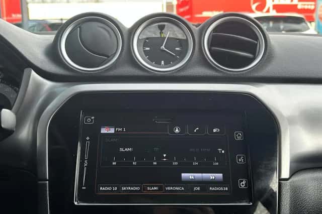 Suzuki Vitara (2019) thumbnail 18