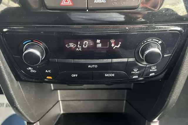 Suzuki Vitara (2019) thumbnail 21