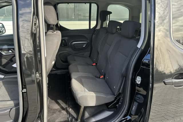 Peugeot Rifter (2021) thumbnail 6
