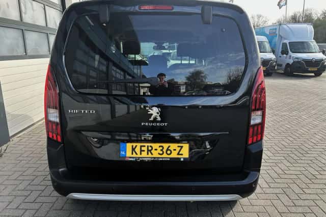 Peugeot Rifter (2021) thumbnail 7