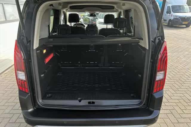 Peugeot Rifter (2021) thumbnail 8