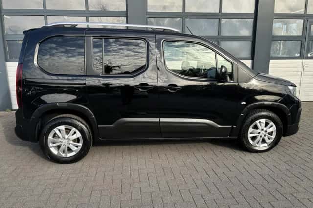 Peugeot Rifter (2021) thumbnail 10