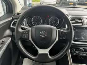 Suzuki S-Cross (2017) thumbnail 12