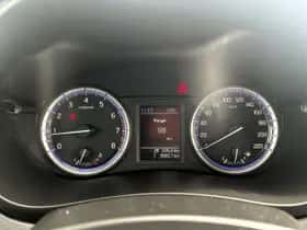Suzuki S-Cross (2017) thumbnail 16