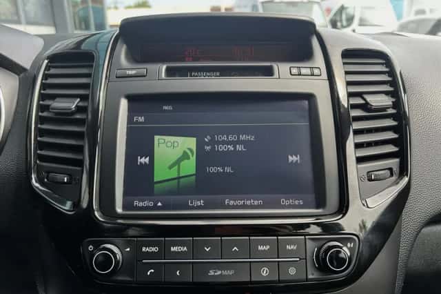 Kia Venga (2016) thumbnail 17