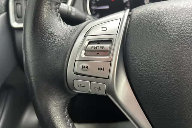 Nissan X-Trail (2016) thumbnail 15