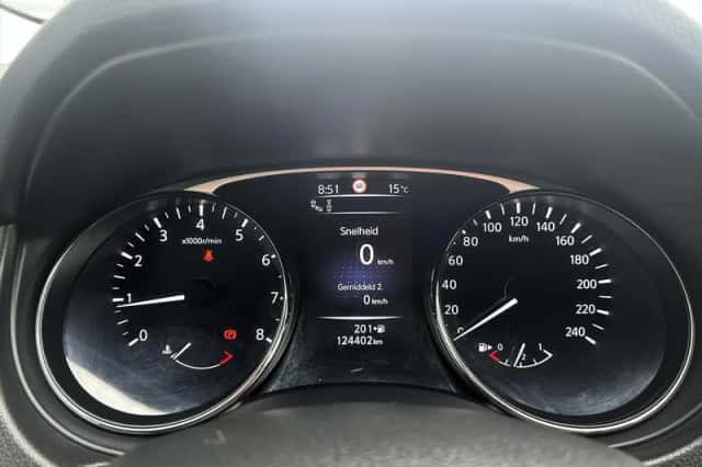 Nissan X-Trail (2016) thumbnail 17
