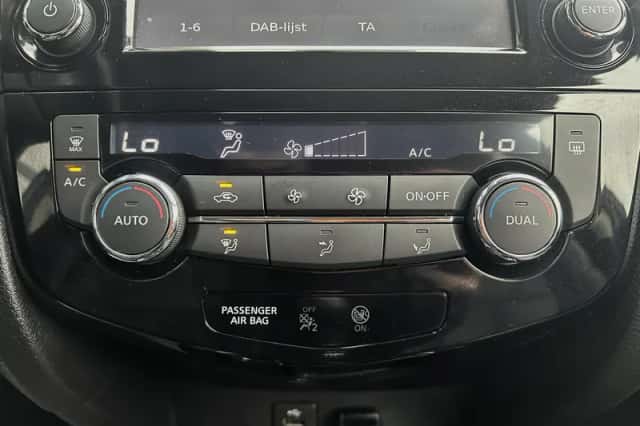 Nissan X-Trail (2016) thumbnail 22