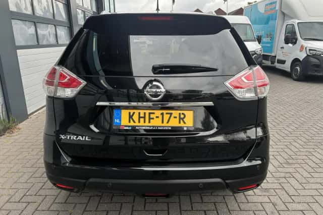 Nissan X-Trail (2016) thumbnail 9