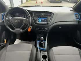 Hyundai i20 (2016) thumbnail 11