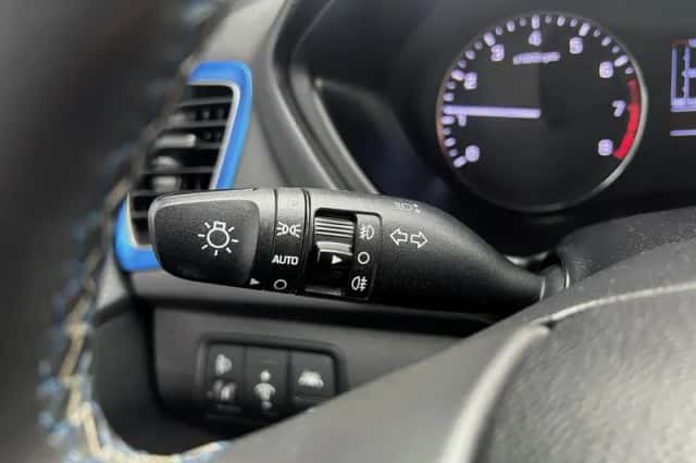 Hyundai i20 (2016) thumbnail 15