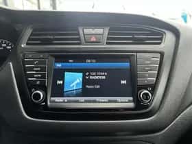 Hyundai i20 (2016) thumbnail 18