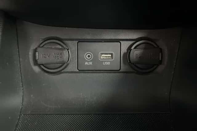 Hyundai i20 (2016) thumbnail 24