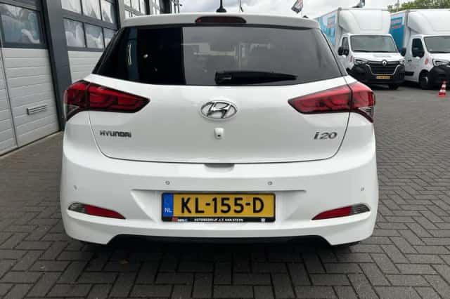 Hyundai i20 (2016) thumbnail 7
