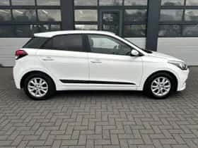 Hyundai i20 (2016) thumbnail 10