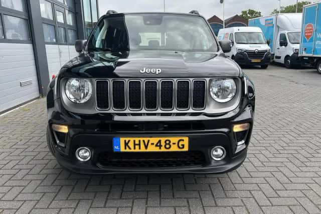 Jeep Renegade (2021) thumbnail 2