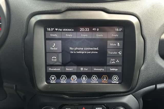 Jeep Renegade (2021) thumbnail 20