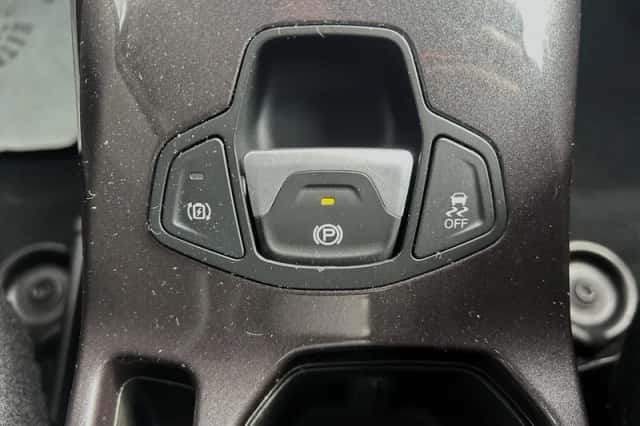 Jeep Renegade (2021) thumbnail 23